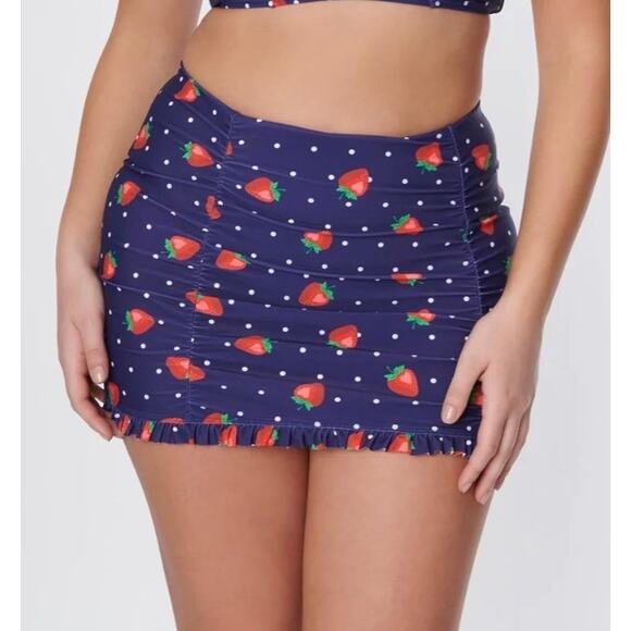 Unique Vintage Navy Strawberry Pin Dot Ruffled Swim Skirt 1X NWOT - Picture 2 of 4